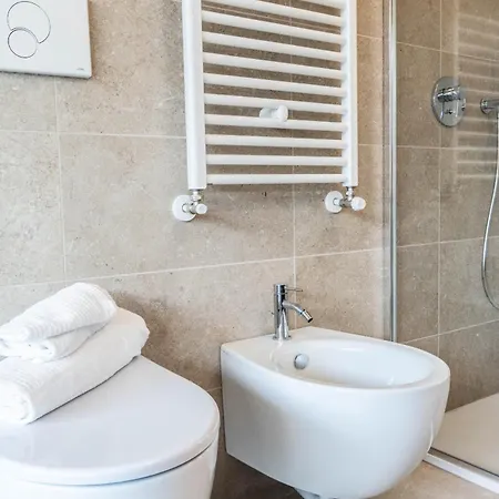 Apartamento Waterfront By Wonderful Italy *